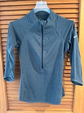 NIKE Bundle of TWO Women's Dri-FIT Quarter-Zip Pullover - Gray and Navy